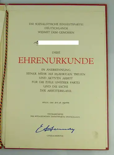4 Urkunden: SED Ehrenurkunde 25jährige Treue, Medaille ausgezeichnete, Orden2002