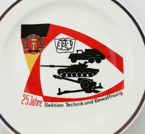 e12328 NVA DDR Ehrenteller 25 Jahre Sektion Technik und Bewaffnung