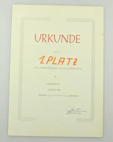 e12355 Konvolut Urkunden und Schreiben Aktivist DDR NVA Ehrennadel Fotos