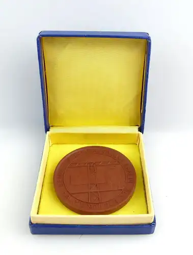 #e3056 Meissen Medaille Träger des Ordens "Banner der Arbeit" 1974 BEWAG Berlin
