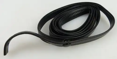 schwarzer Trageriemen für Ferngläser, Gesamtlänge ca.: 101,5 cm, fern488