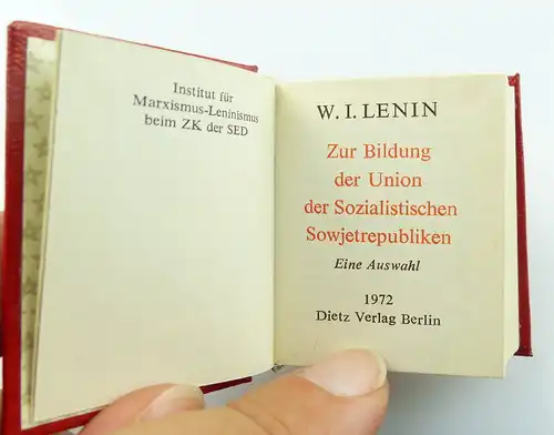 Minibuch : W.I.Lenin Zur Bildung der UdSSR  Dietz Verlag Berlin 1972 /r683