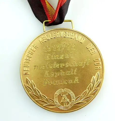 #e4066 DDR Medaille DKV 1971/72 Einzelmeisterschaft Asphalt Frauen A Leipzig