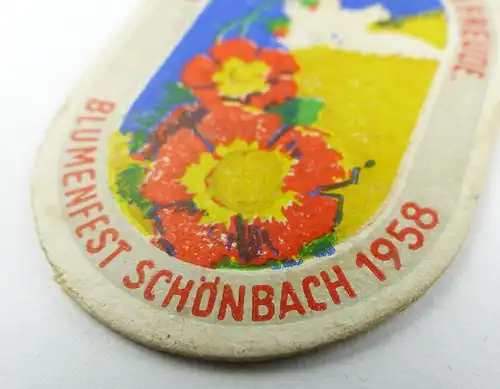 #e8055 DDR Abzeichen aus Pappe Blumenfest Schönbach 1958