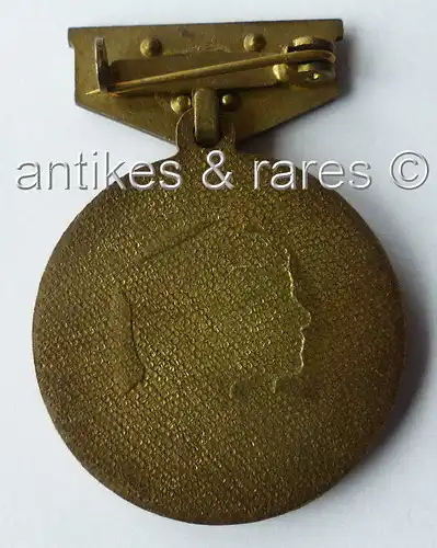 Medaille: 40 Jahre Deutsche Volkspolizei im Dienste des Volkes (Orden812)