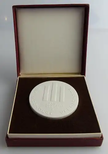 Meissen Medaille: VEB Uhrenwerke Ruhla Für besondere Verdienste, Orden2656