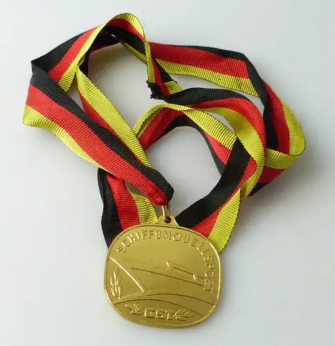 Medaille : Schiffsmodellsport GST Meisterschaft der DDR / r345