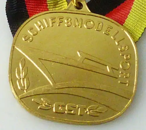 Medaille : Schiffsmodellsport GST Meisterschaft der DDR / r345