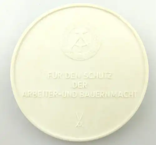 Meissen Medaille: 20 Jahre Zollverwaltung der DDR 1952-1972 e1603