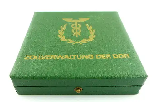 Meissen Medaille: 20 Jahre Zollverwaltung der DDR 1952-1972 e1603