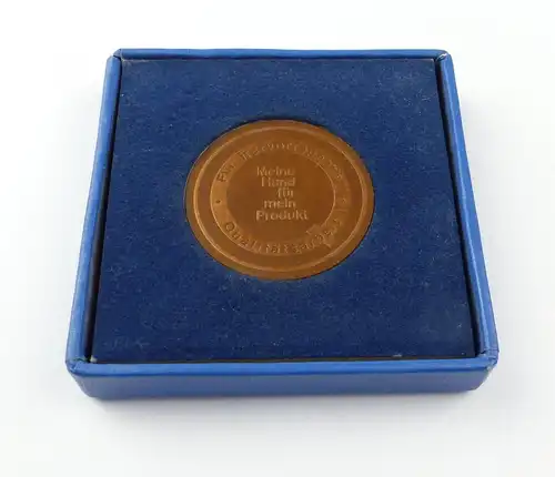 e10166 Medaille für hervorragende Qualitätsarbeit VEB Kranbau Eberswalde DDR