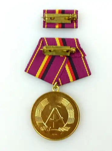 #e3790 Verdienstmedaille der Zivilverteidigung Gold Band I Nr. 230 b (1976-85)