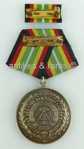 Medaille für treue Dienste in der NVA in 900 Silber, Punze 5 (Orden769)