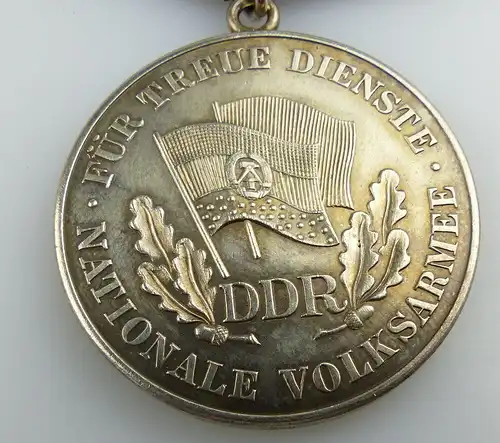 #e2836 DDR Medaille für treue Dienste in der NVA vgl. Band I Nr.150c # Punze 2 #