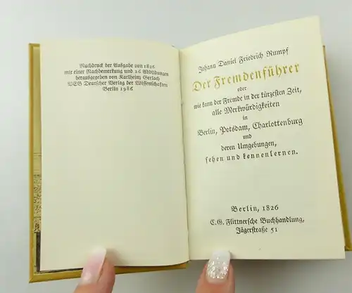 e12182 2 Minibücher Anekdotenbuch Mecklenburg Fremdenführer für Berlin Potsdam