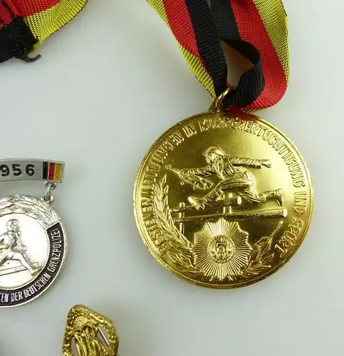 e11435 Konvolut DDR Abzeichen Sportauszeichnungen Medaille Bestellermittlung