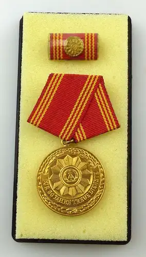 Medaille treue Dienste in den bewaffneten Organen MdI Gold Nr. 138a ,Orden3277