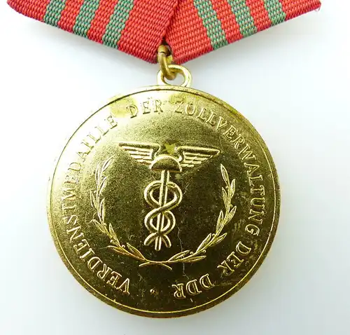#e2457 Verdienstmedaille der Zollverwaltung in Gold der DDR Band I Nr.214