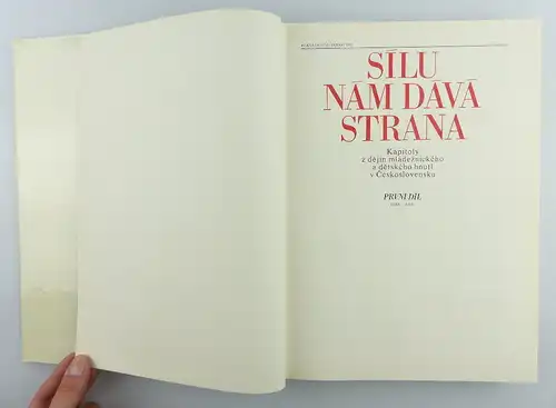 2 Bücher: Silu Nam Dava Strana tschechische Geschichte e772