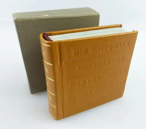 Minibuch: Die NVA der DDR, Verlag Zeit im Bild in russisch e135