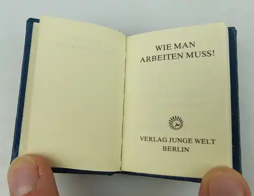 Minibuch: Wie man arbeiten muss! Verlag Junge Welt Berlin DDR bu0931