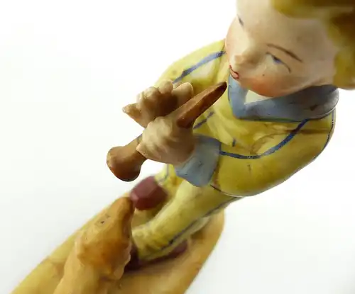 e9710 Alte Porzellan Figur Junge mit Hund von Wagner und Apel Lippelsdorf