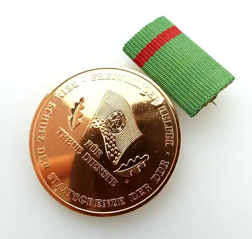 #e3259 Medaille 5 Jahre freiwilliger Helfer zum Schutz der Staatsgrenze der DDR