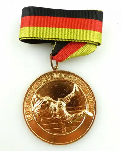 Medaille: Sieger der 100m Hindernisbahn Feuerwehrkampfsport bronzefarben e1591