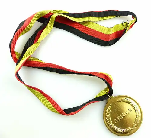 #e4143 Medaille Wanderpokal des Zentralrates der FDJ 1970 FDJ Sieger