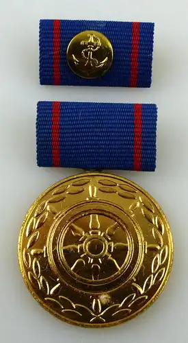 Medaille treue Dienste Seeverkehrswirtschaft Binnenschiffahrt Gold, Orden3013