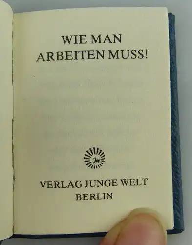 Minibuch: Wie man arbeiten muss Verlag Junge Welt Berlin Buch1562