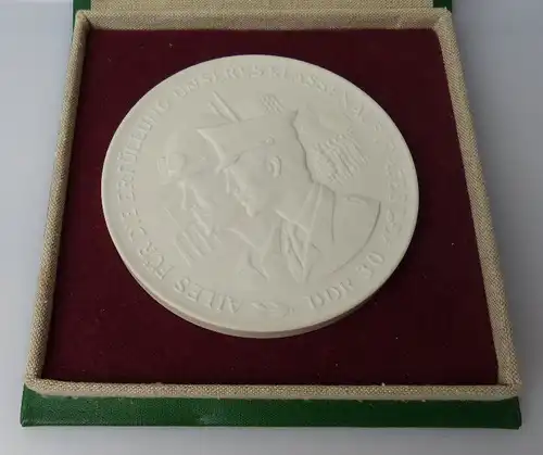 Meissen Medaille: DDR 30 Alles für die Erfüllung unseres Klassenauftr, Orden1402