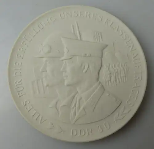 Meissen Medaille: DDR 30 Alles für die Erfüllung unseres Klassenauftr, Orden1402