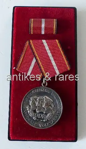 Verdienstmedaille der Nationalen Volksarmee in 900 Silber Punze 10 (Orden757)