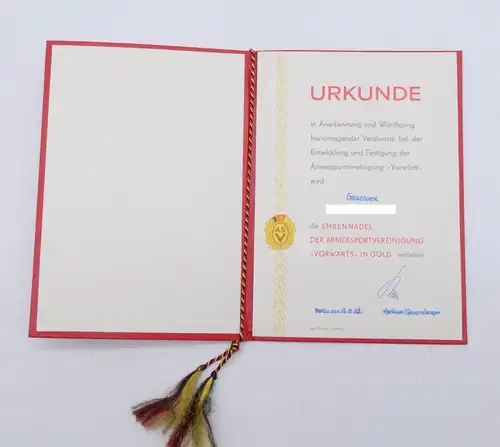 e12496 Urkunde zur Ehrennadel der Armeesportvereinigung "Vorwärts" in Gold 1982