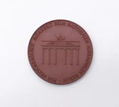 e12493 DDR Meissen Medaille Böttger Steinzeug zum Nationalen Aufbauwerk Berlin