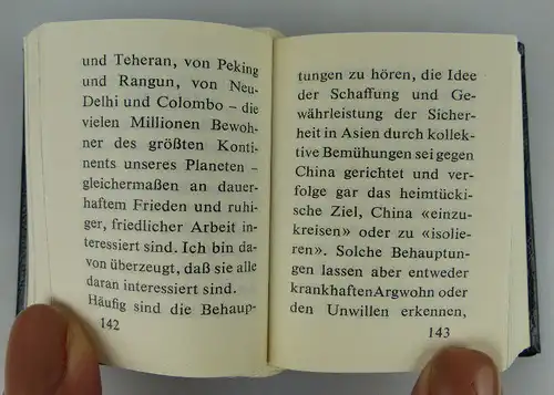 Minibuch: Weltkongress der Friedenskräfte überreicht Friedensrat DDR Buch1504