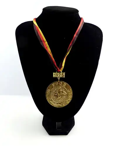 #e4124 Medaille DTSB FDGB DFF "Mach mit - bleib fit" von 1975