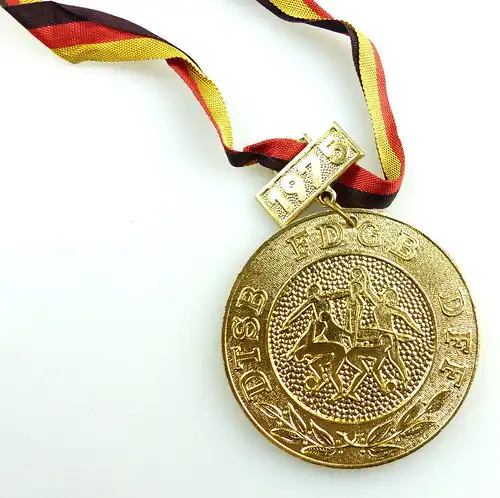 #e4124 Medaille DTSB FDGB DFF "Mach mit - bleib fit" von 1975