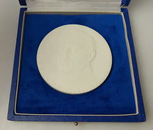 Meissen Medaille: Carl von Ossietzky 1889-1938 Friedensnobelpreisträg, Orden1447