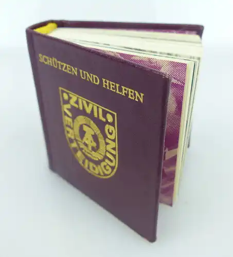 Minibuch: Schützen und Helfen Zivilverteidigung der deutschen demok. Rep. bu0730