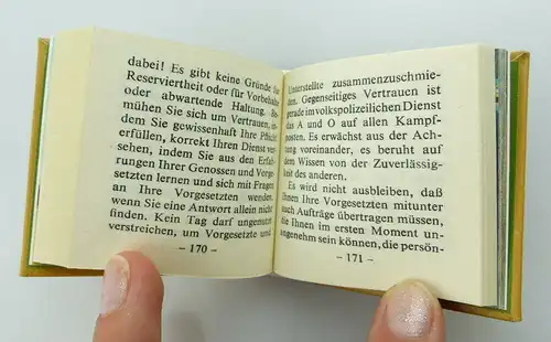 Minibuch: Dienst am Volke Leipzig DDR 1982 Offizin Andersen Nexö e218