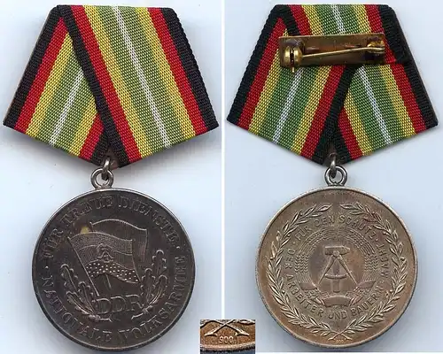 DDR Medaille für Treue Dienste der NVA in 900 Ag Silber