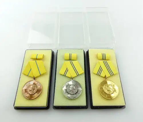 #e4605 3 x Blücher Medaille für Tapferkeit Stufe Bronze, Silber & Gold von 1984