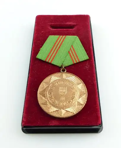 #e2996 Medaille für treue Dienste i.d. bewaffneten Organen des MdI Nr.143a 1964