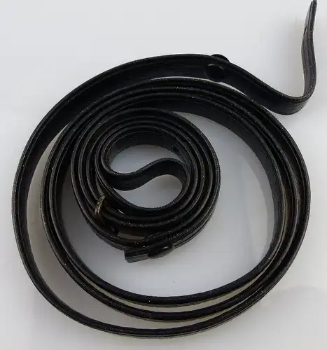 schwarzer Trageriemen für Ferngläser, Gesamtlänge ca.: 107 cm, fern506