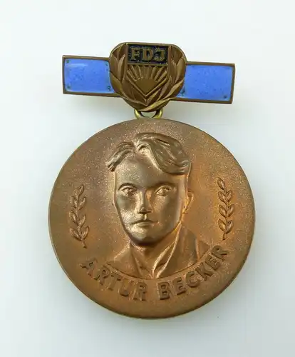 #e2680 FDJ Medaille Artur Becker bronzefarben für die Zukunft unserer Jugend DDR