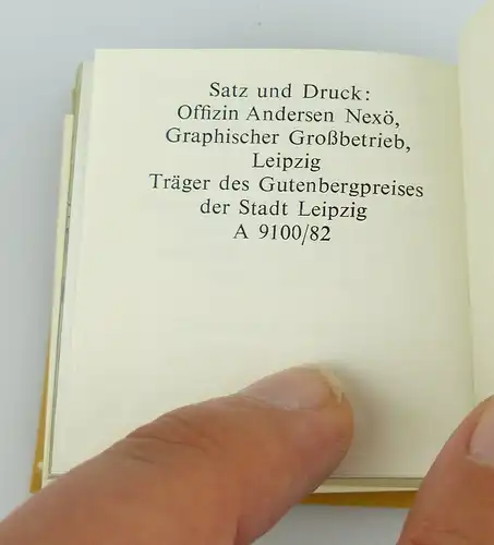 Minibuch : Dienst am Volke, Graphischer Großbetrieb Leipzig 1982 /r154