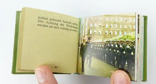 Minibuch : Die Volkspolizei  Graphischer Großbetrieb Leipzig 1979 e819