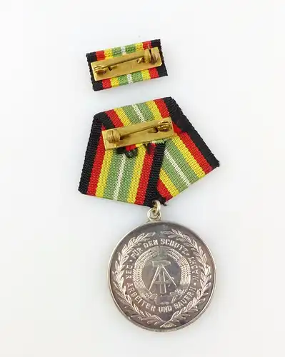 #e7485 DDR Medaille für treue Dienste NVA vgl. Band I Nr. 150 h Punze 4 1972